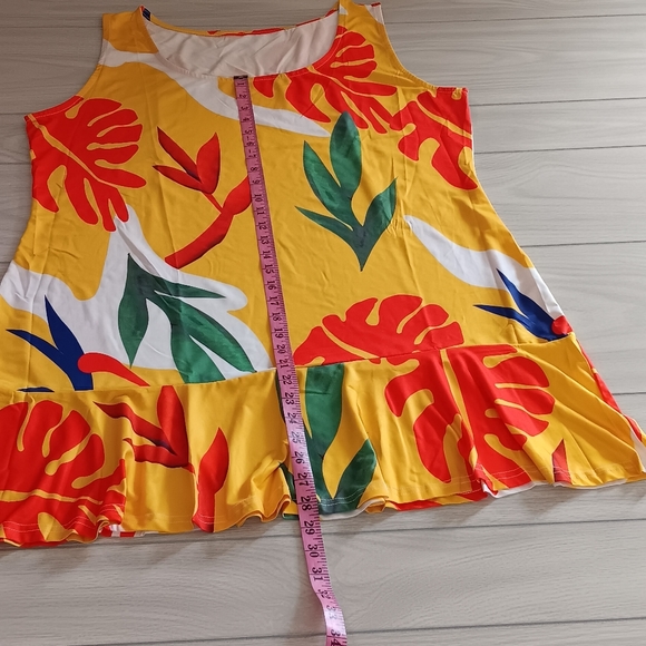 Women Fashion Graphic Printed Plus Size Ruffled Dress - Picture 5 of 12